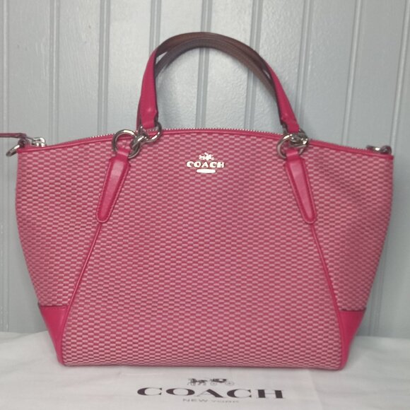 Coach Handbags - Coach Hot Pink Kelsey Purse